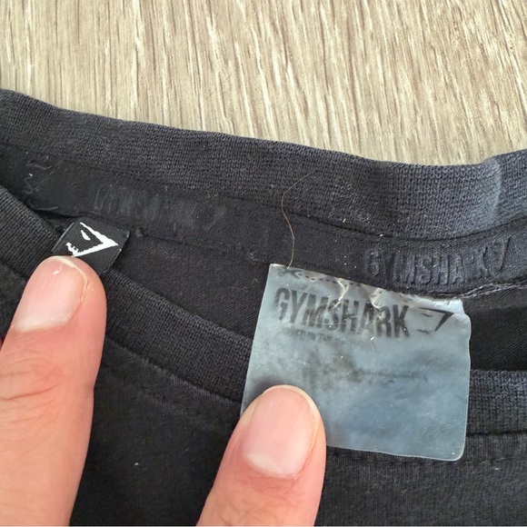 Gymshark men’s lot of 2 long sleeve shirts M - Picture 5 of 5